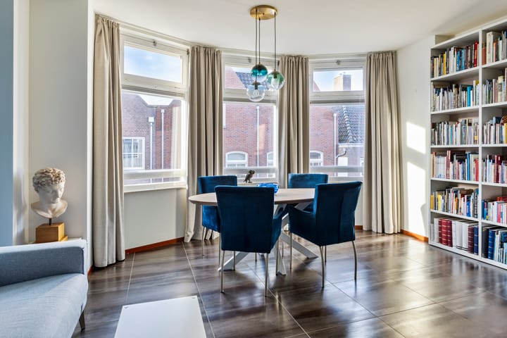 Foto 19 van Tolstraat 4-C