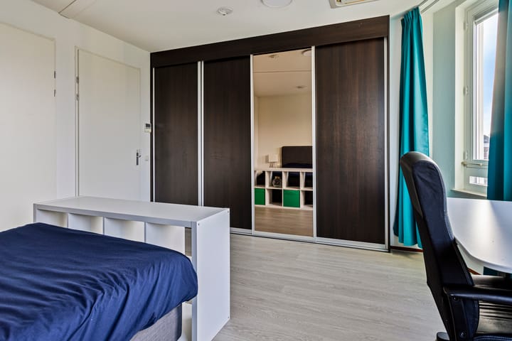 Foto 35 van Tolstraat 4-C