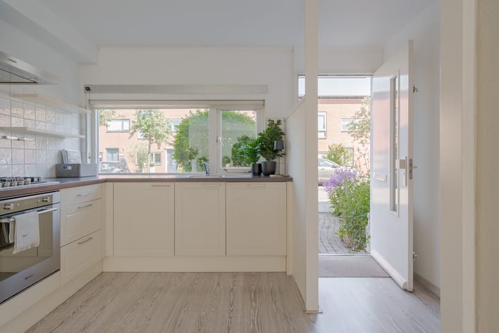 Foto 10 van Houtsnijderstraat 10