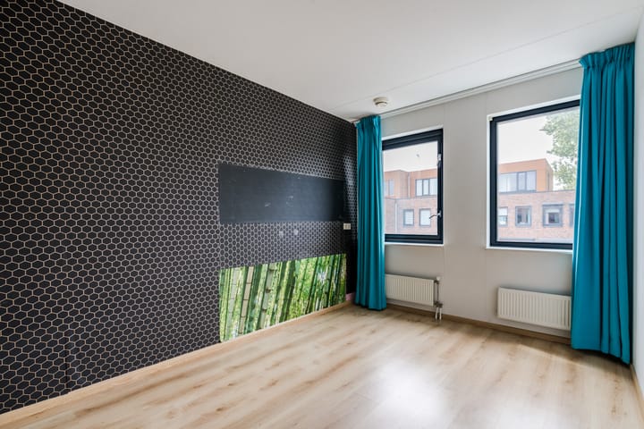 Foto 23 van Willem Hedastraat 13