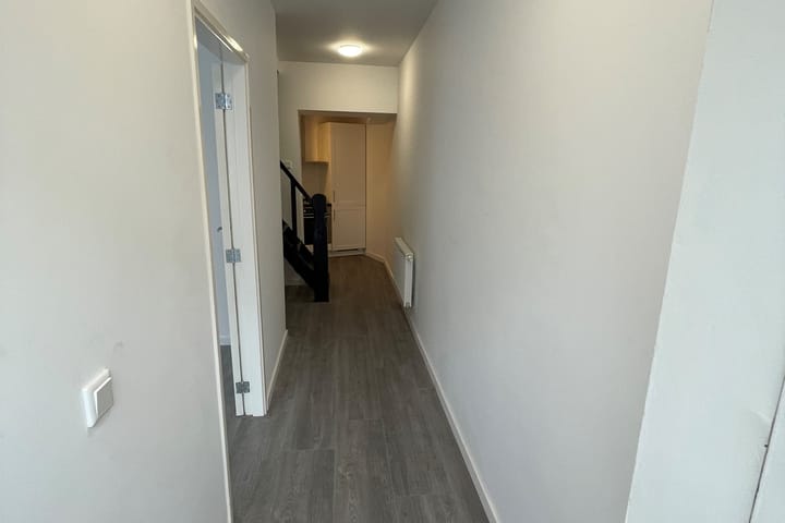 Photo 2 of Vestdijkstraat 3