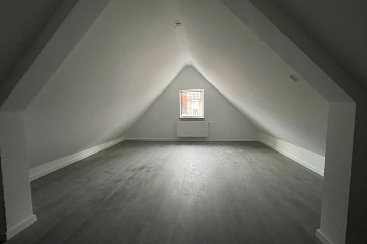 Photo 8 of Vestdijkstraat 3