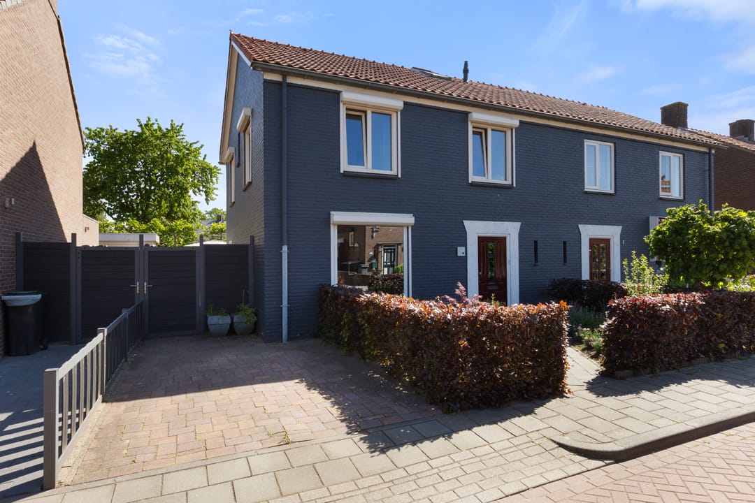 Foto 1 van Rosmolenstraat 7