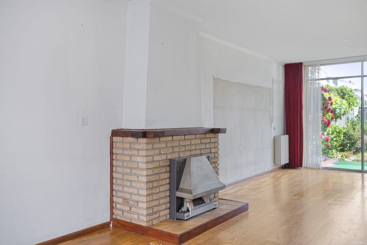 Photo 8 of Marsstraat 20