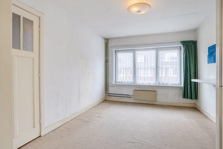 Photo 21 of Marsstraat 20