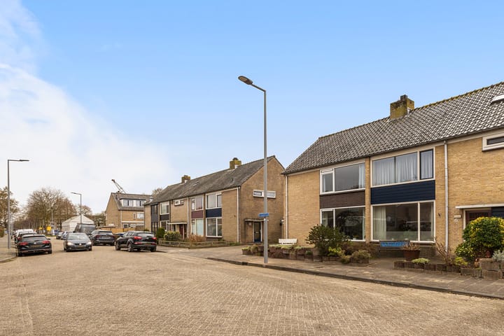 Foto 29 van Rivierenlaan 8