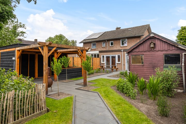 Foto 13 van Margrietlaan 4