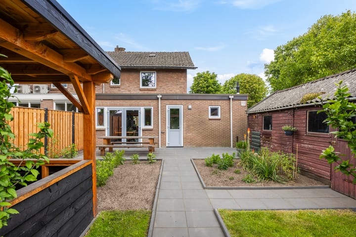 Foto 14 van Margrietlaan 4