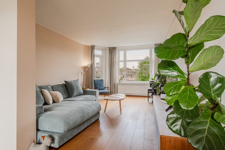 Photo 3 of Robert Scottstraat 20-2