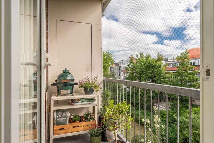 Photo 26 of Robert Scottstraat 20-2