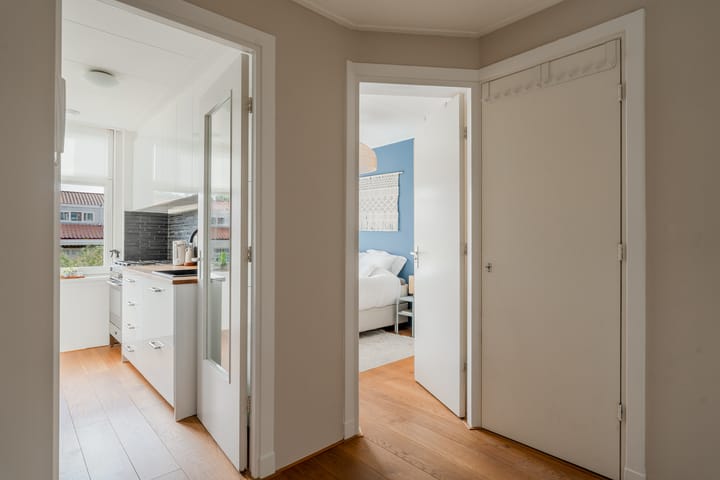 Photo 27 of Robert Scottstraat 20-2