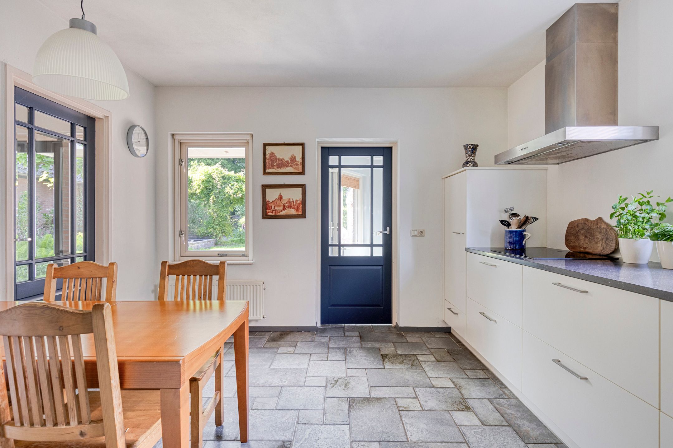 Foto 12 van Dekkerstraat 5