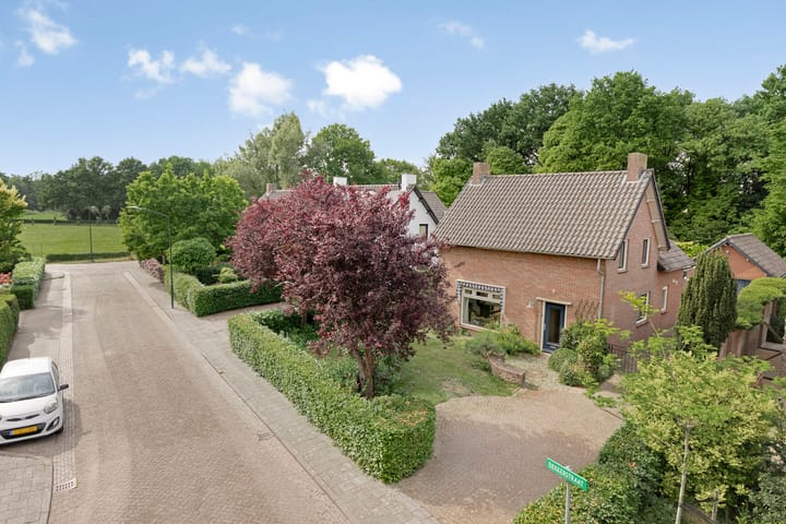 Photo 33 of Dekkerstraat 5