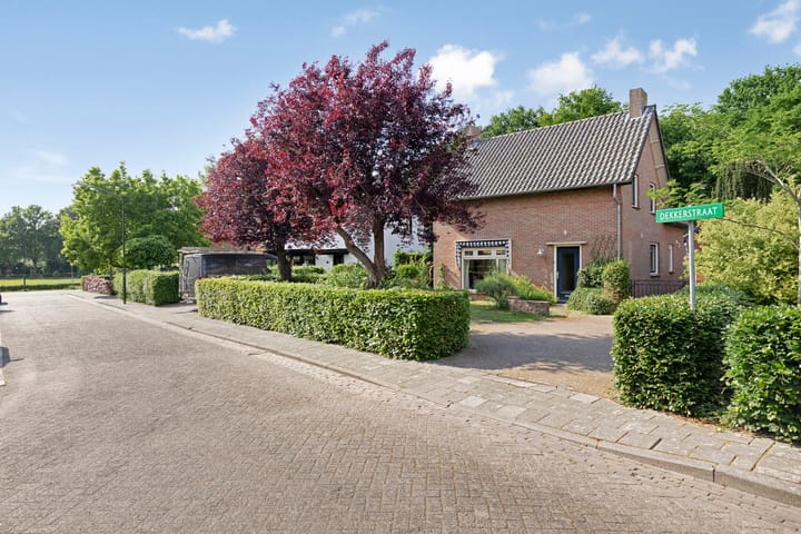 Photo 35 of Dekkerstraat 5