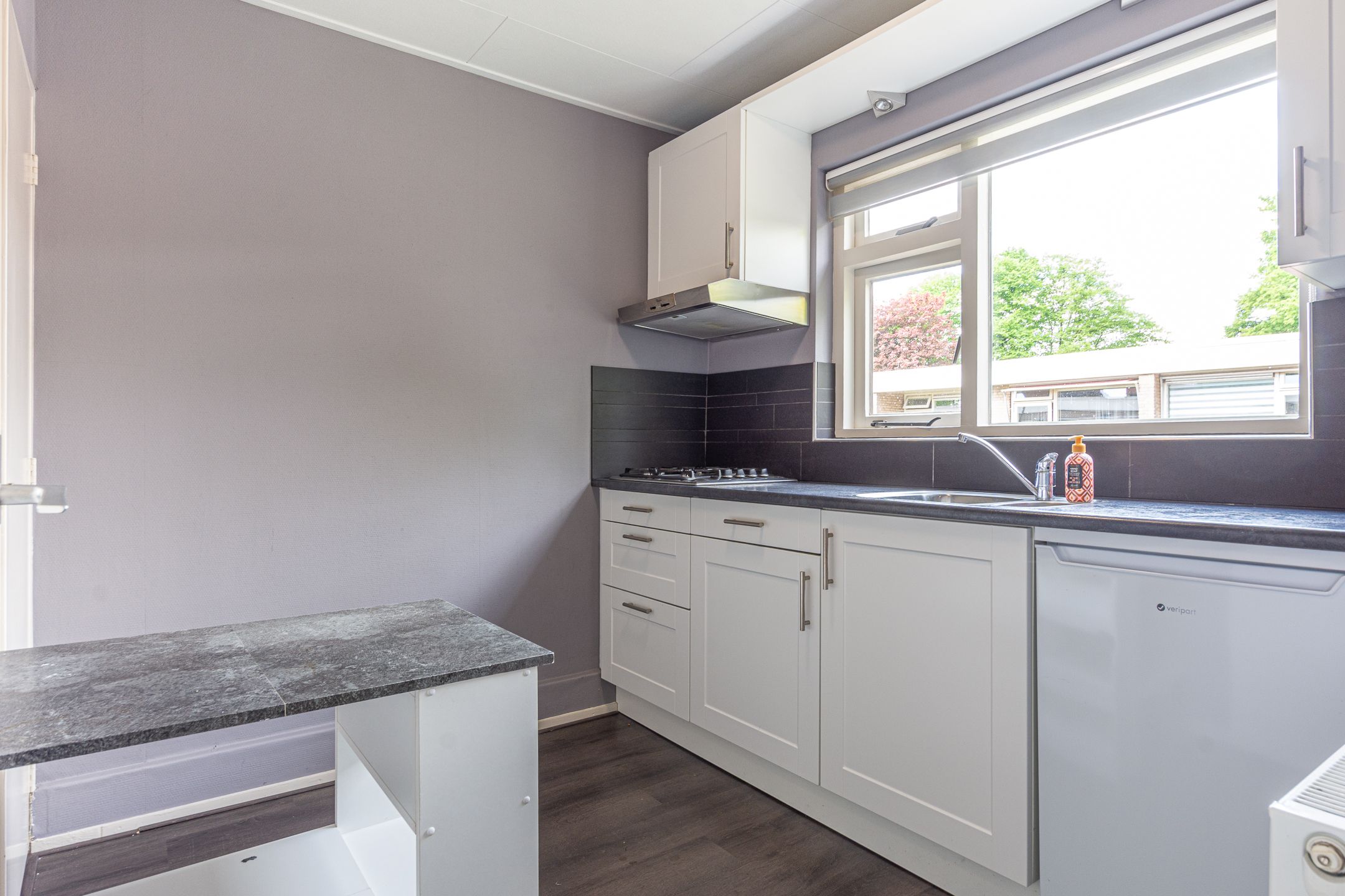 Photo 12 of Weidehuisstraat 35