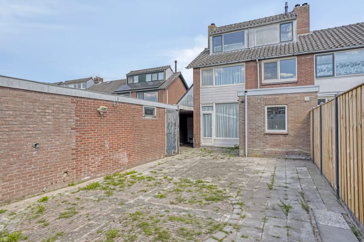 Foto 23 van Maarten Harpertsz. Trompstraat 14