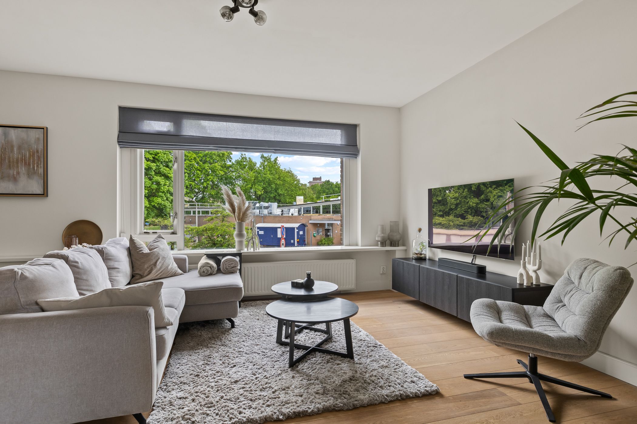 Foto 15 van Ringweg-Randenbroek 42-A