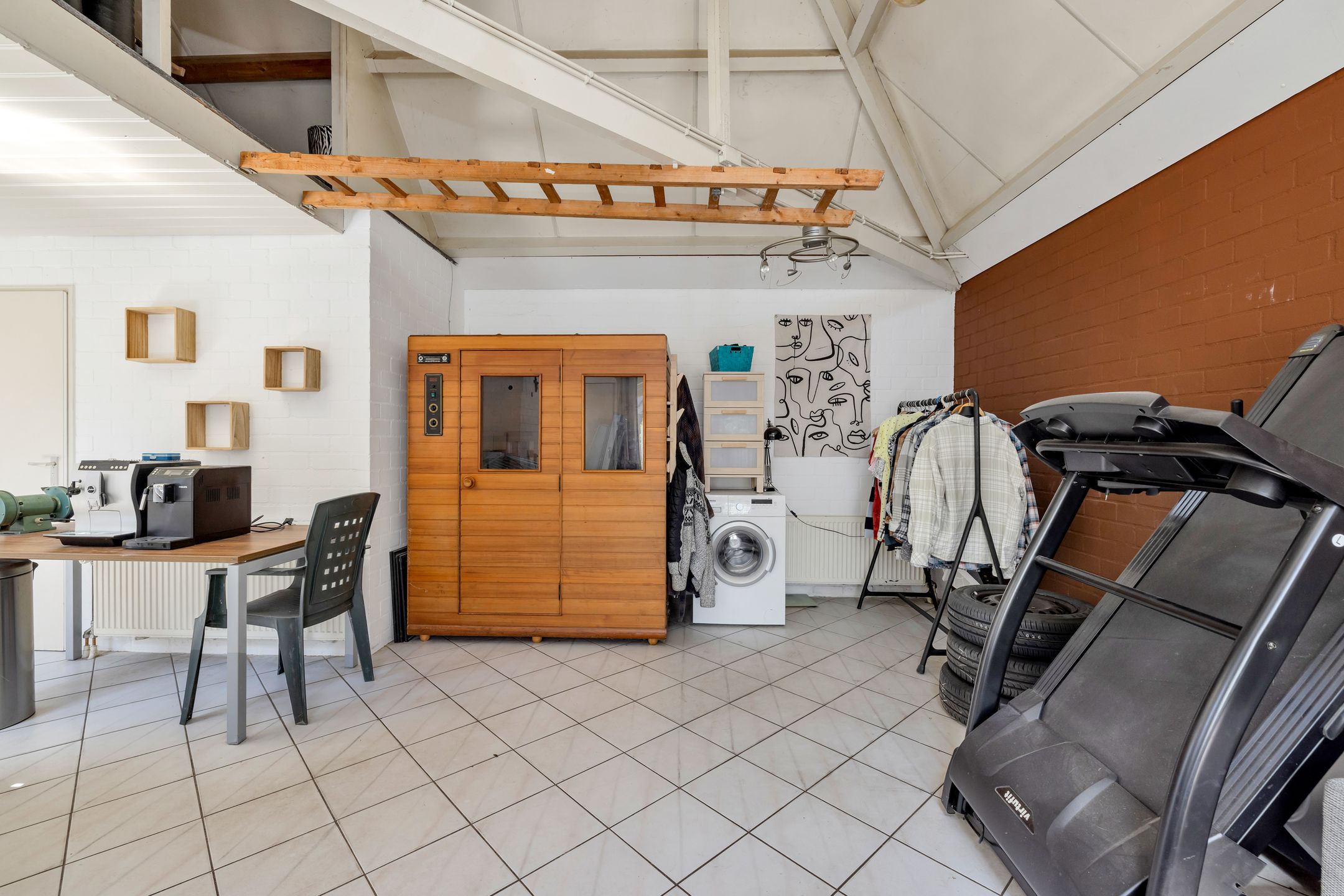 Photo 18 of A.P. de Bontstraat 43