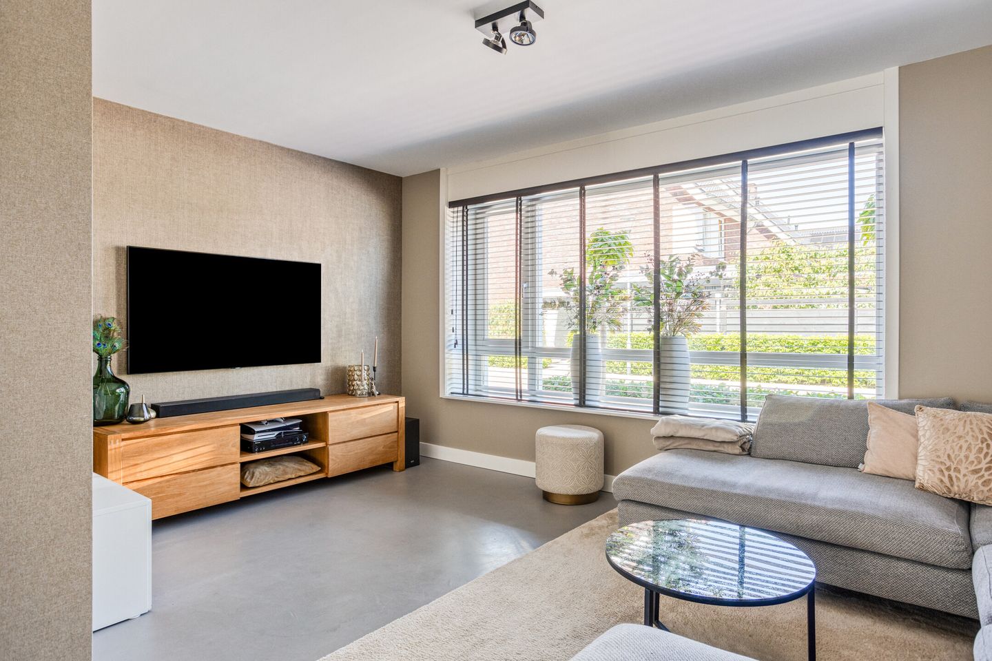 Foto 10 van Lavasteen 18