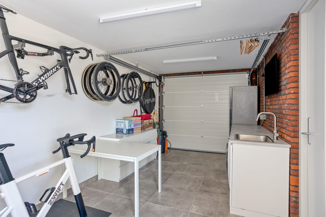 Foto 31 van Lavasteen 18