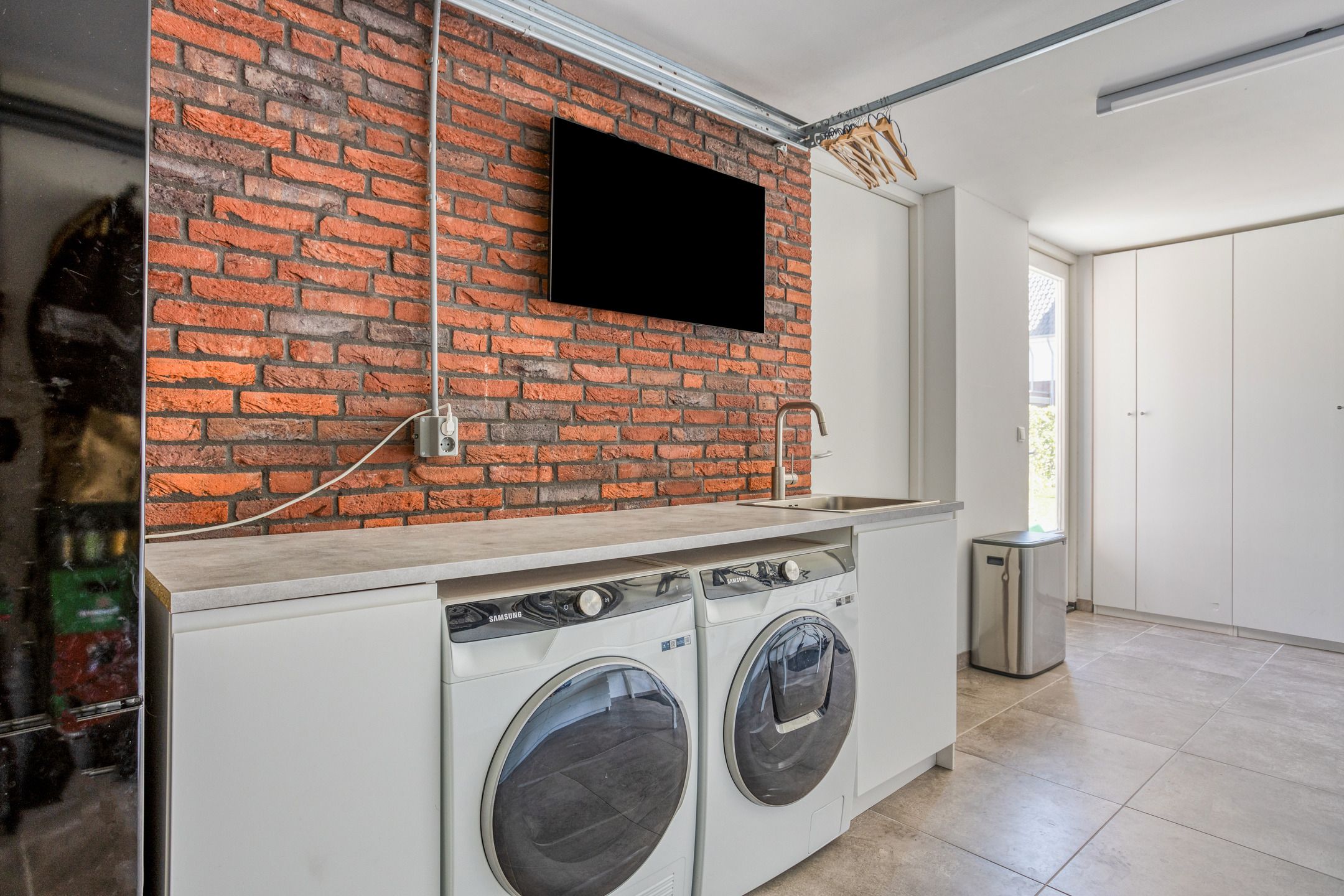 Foto 33 van Lavasteen 18