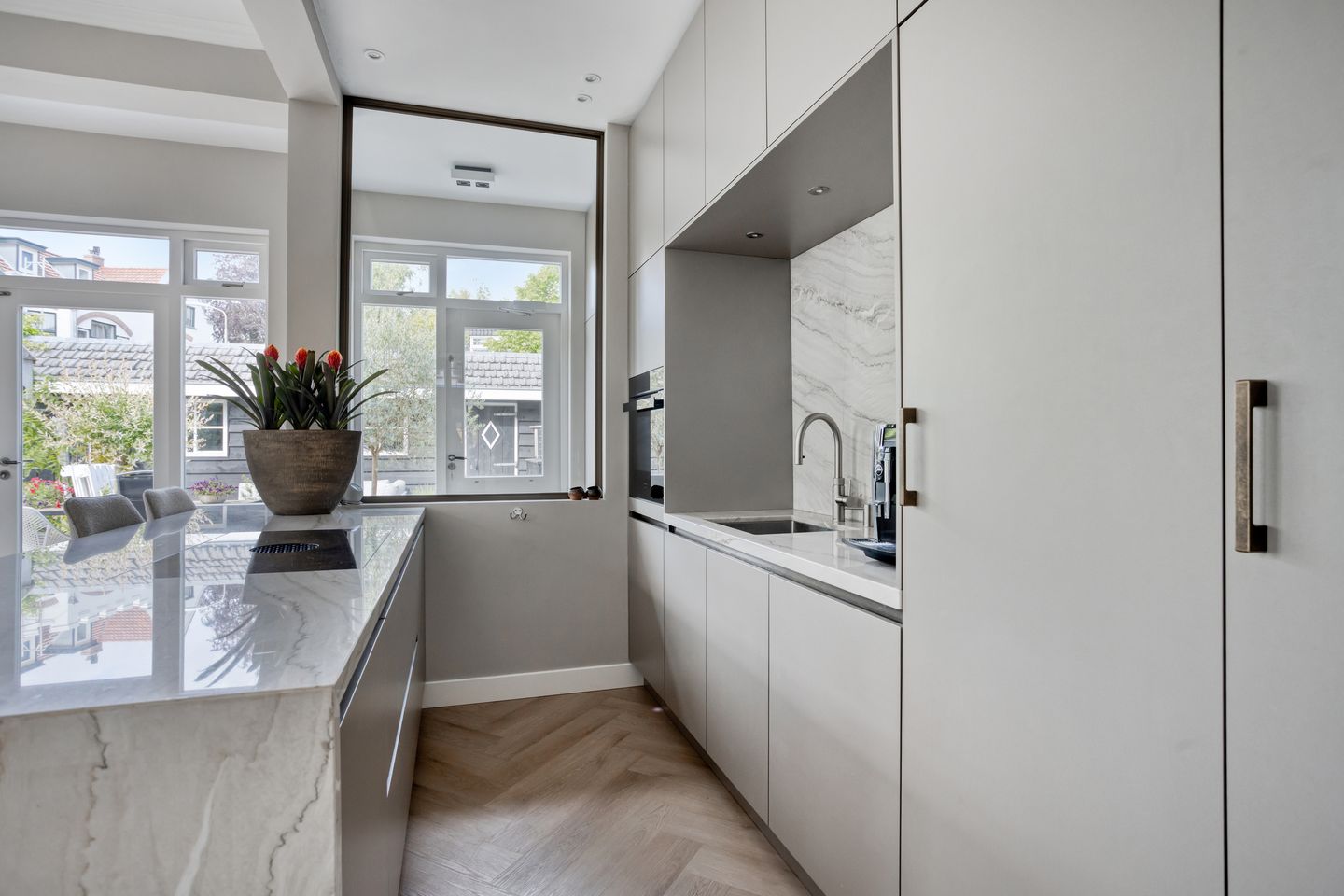 Foto 29 van Molenstraat 14