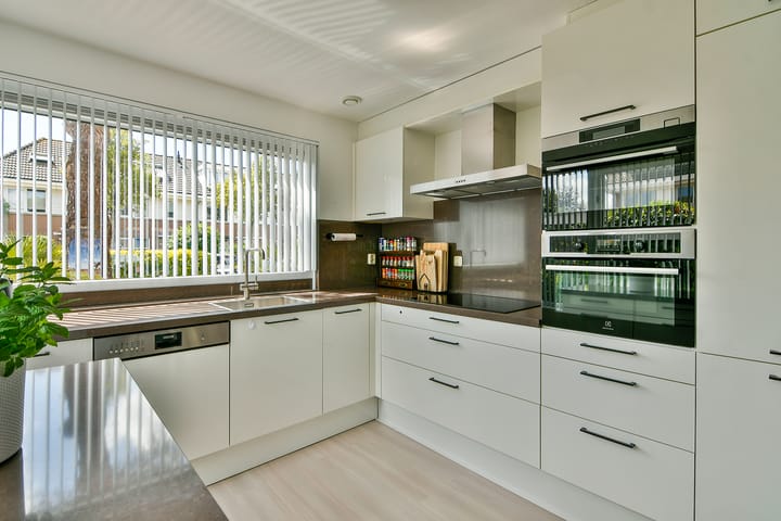 Foto 15 van Mahlerlaan 16