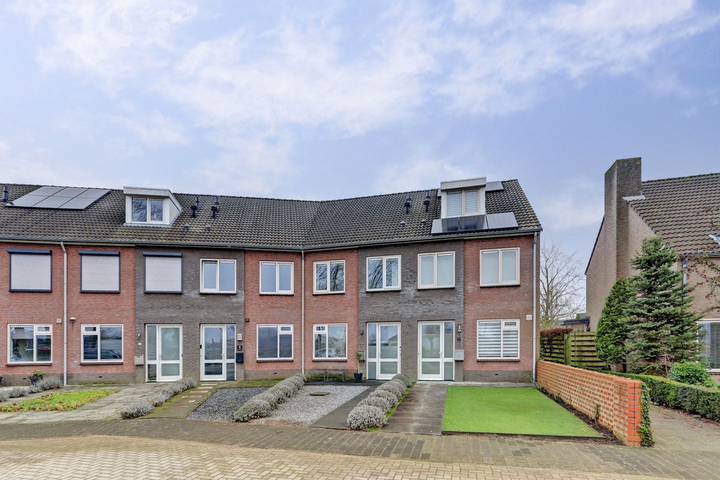 Foto 5 van Meidoorn 64