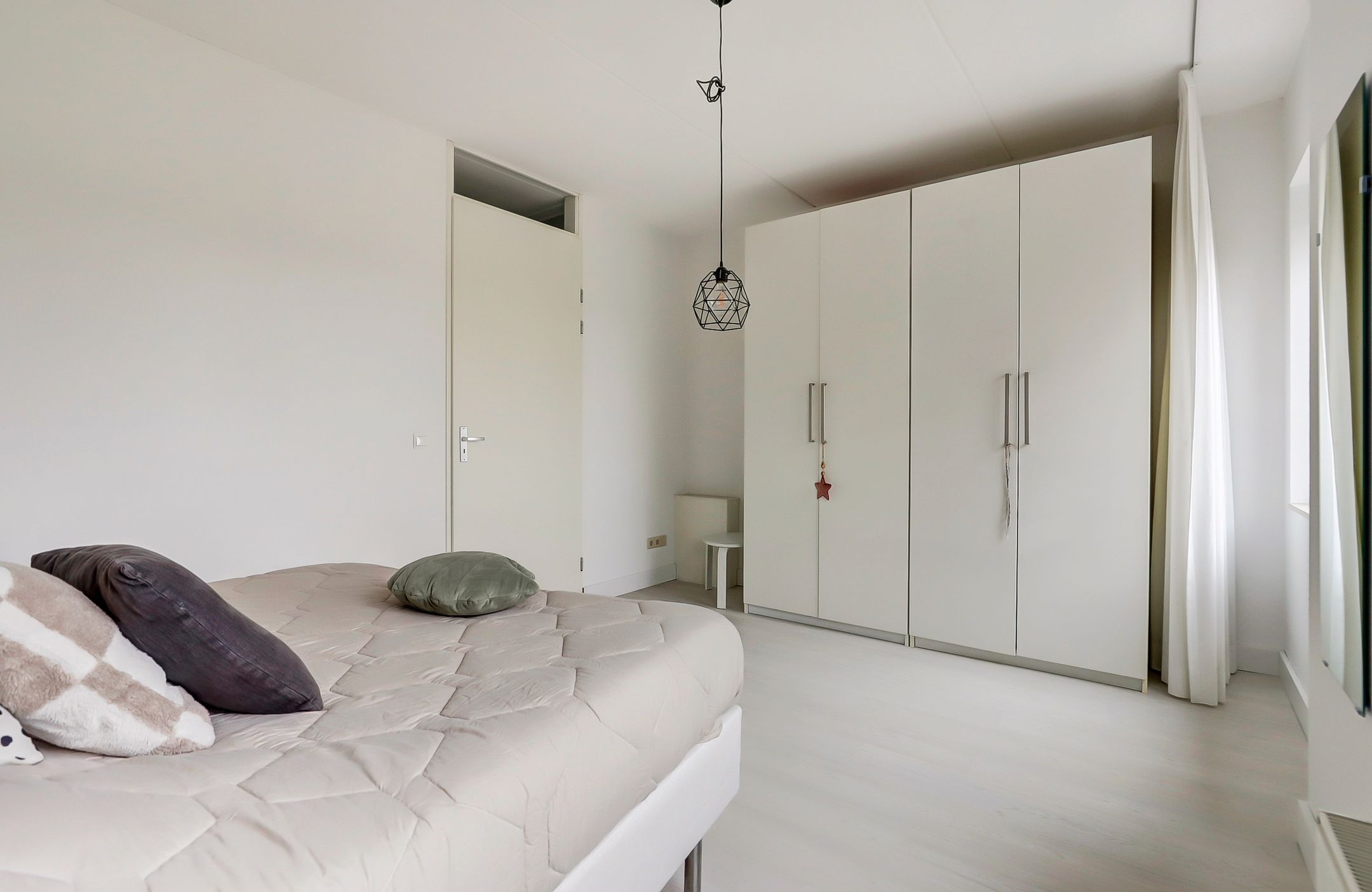 Foto 18 van Meidoorn 64