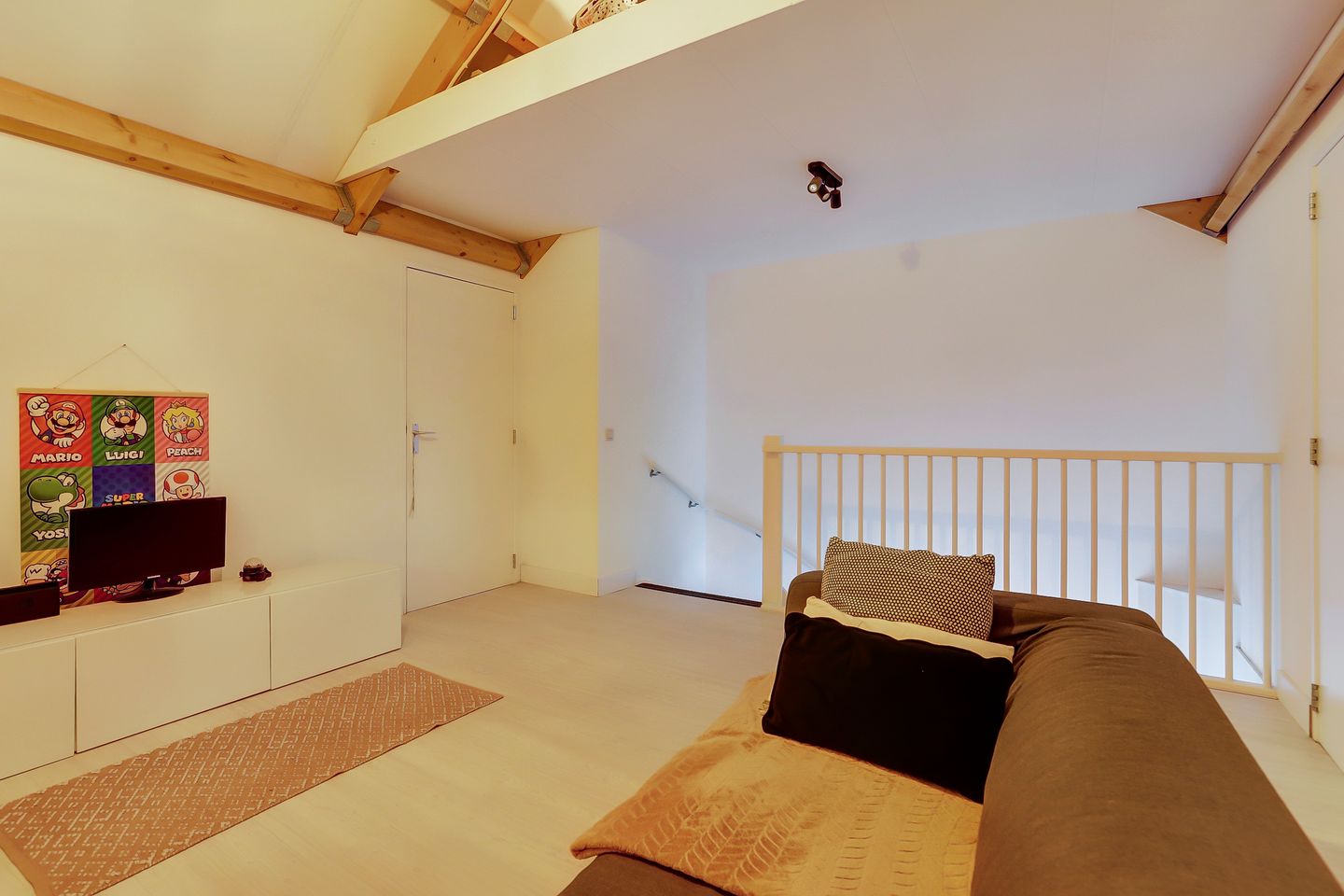 Foto 25 van Meidoorn 64