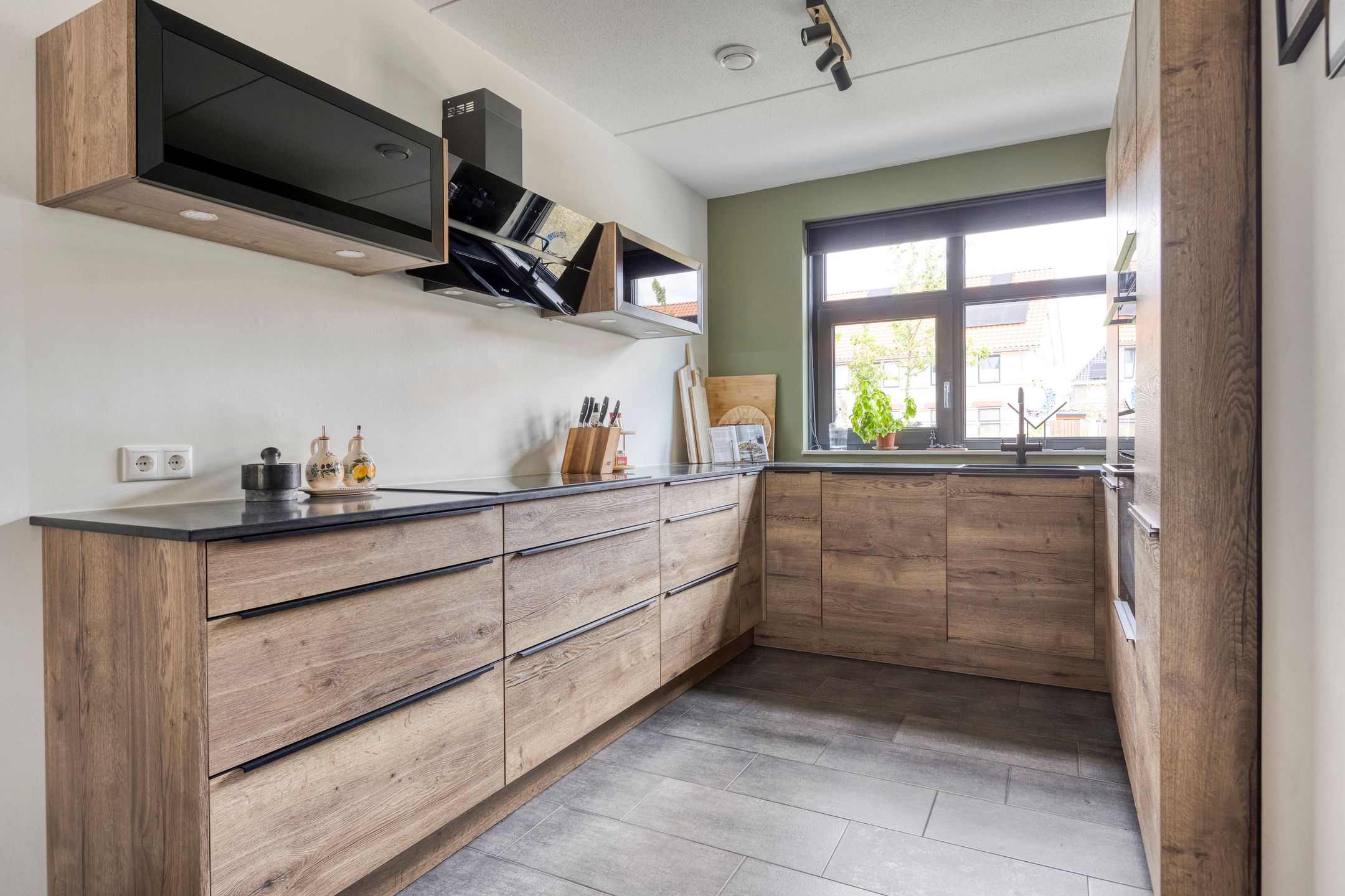 Foto 15 van Cedule 18