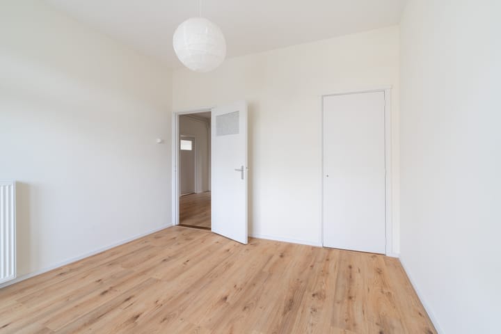 Foto 18 van Koningin Julianalaan 154