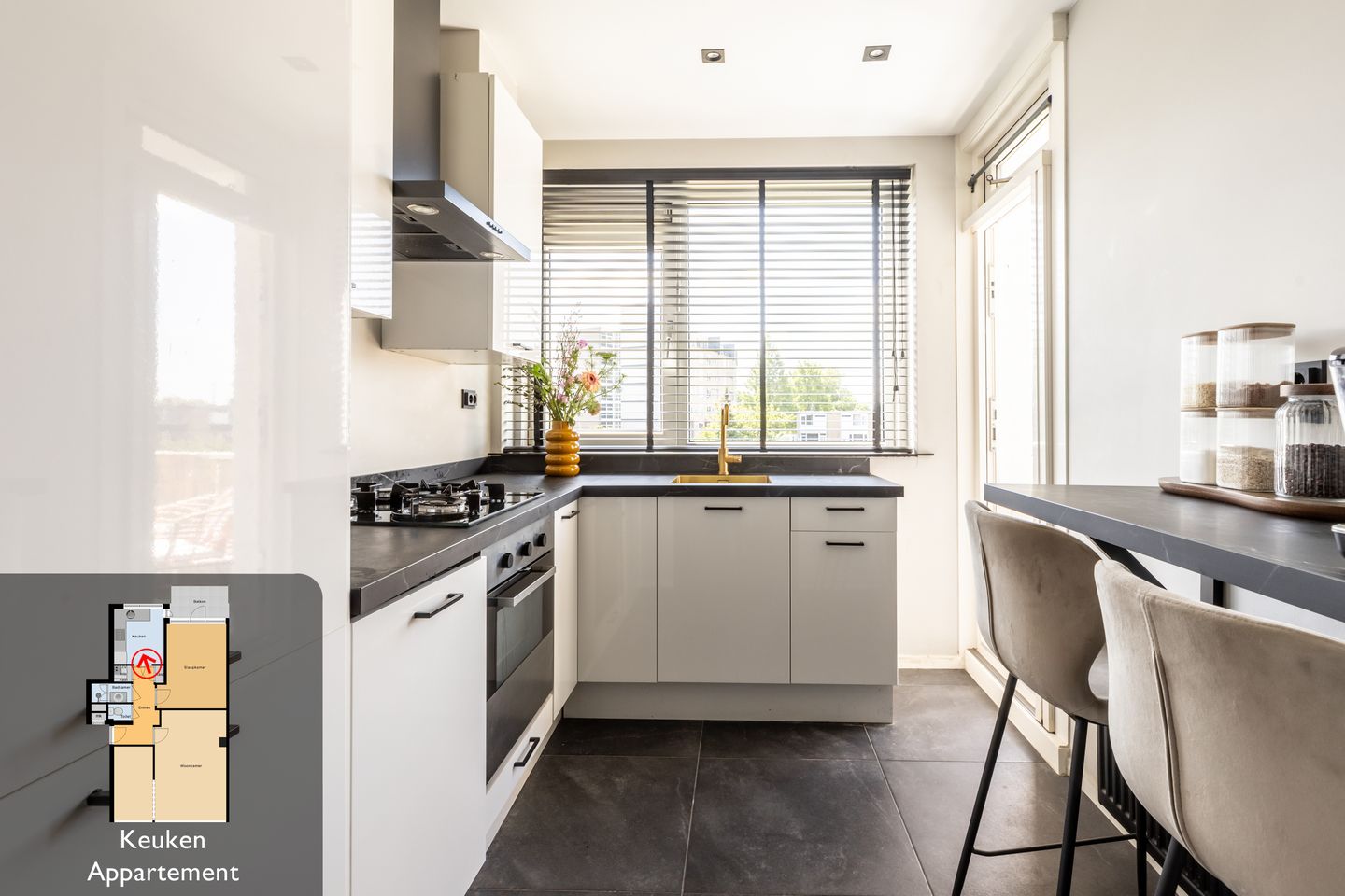 Photo 20 of Mecklenburgstraat 23