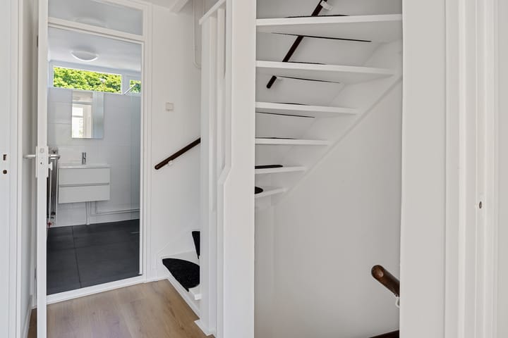 Photo 24 of Groenelaan 7