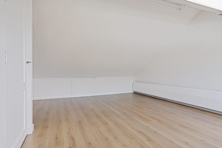 Photo 27 of Groenelaan 7