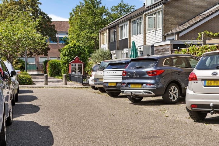 Photo 32 of Groenelaan 7