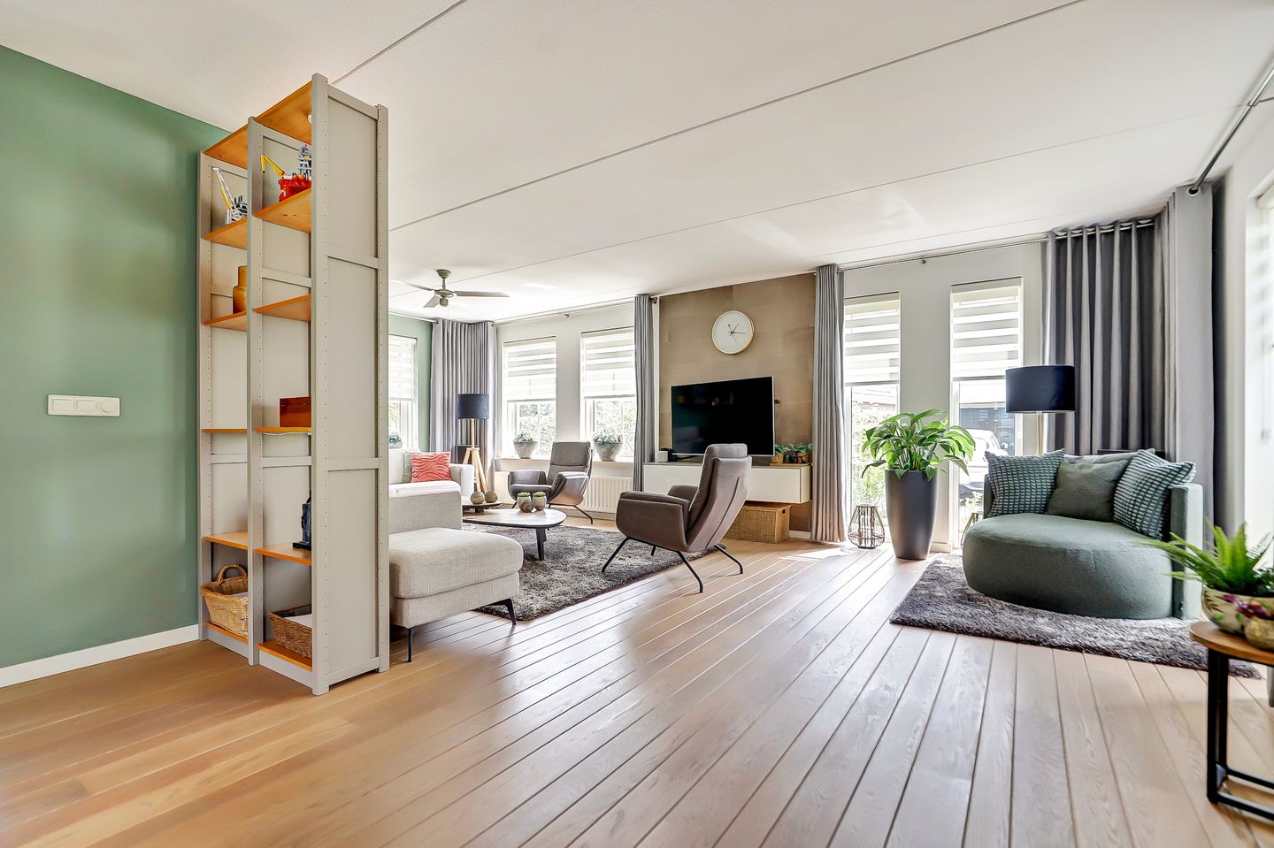 Foto 10 van Ada van Hollandstraat 10