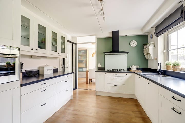 Foto 13 van Ada van Hollandstraat 10