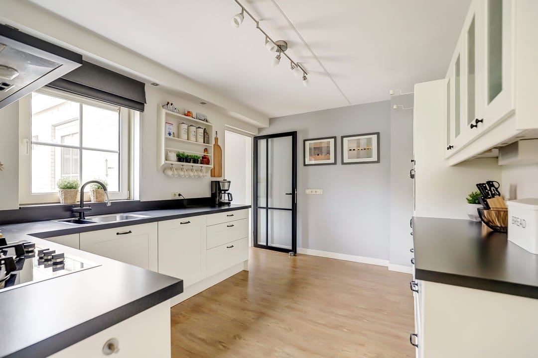 Foto 16 van Ada van Hollandstraat 10