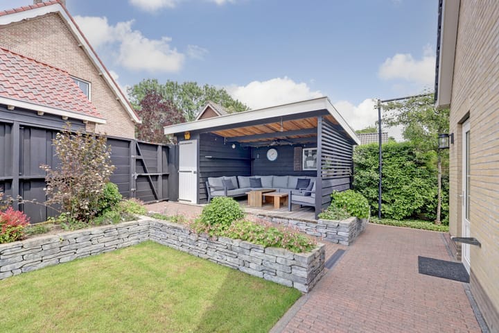 Foto 29 van Ada van Hollandstraat 10