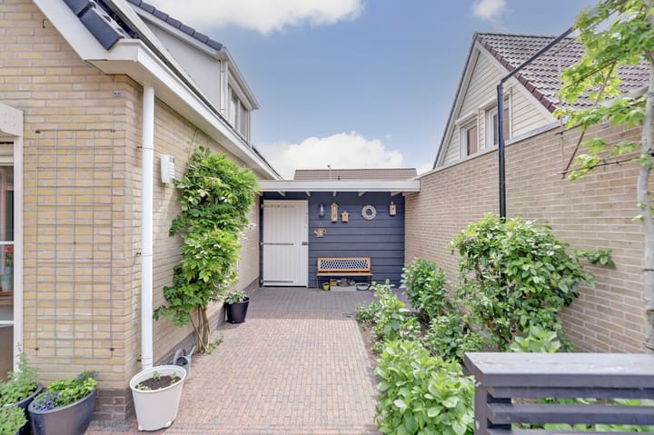 Foto 32 van Ada van Hollandstraat 10