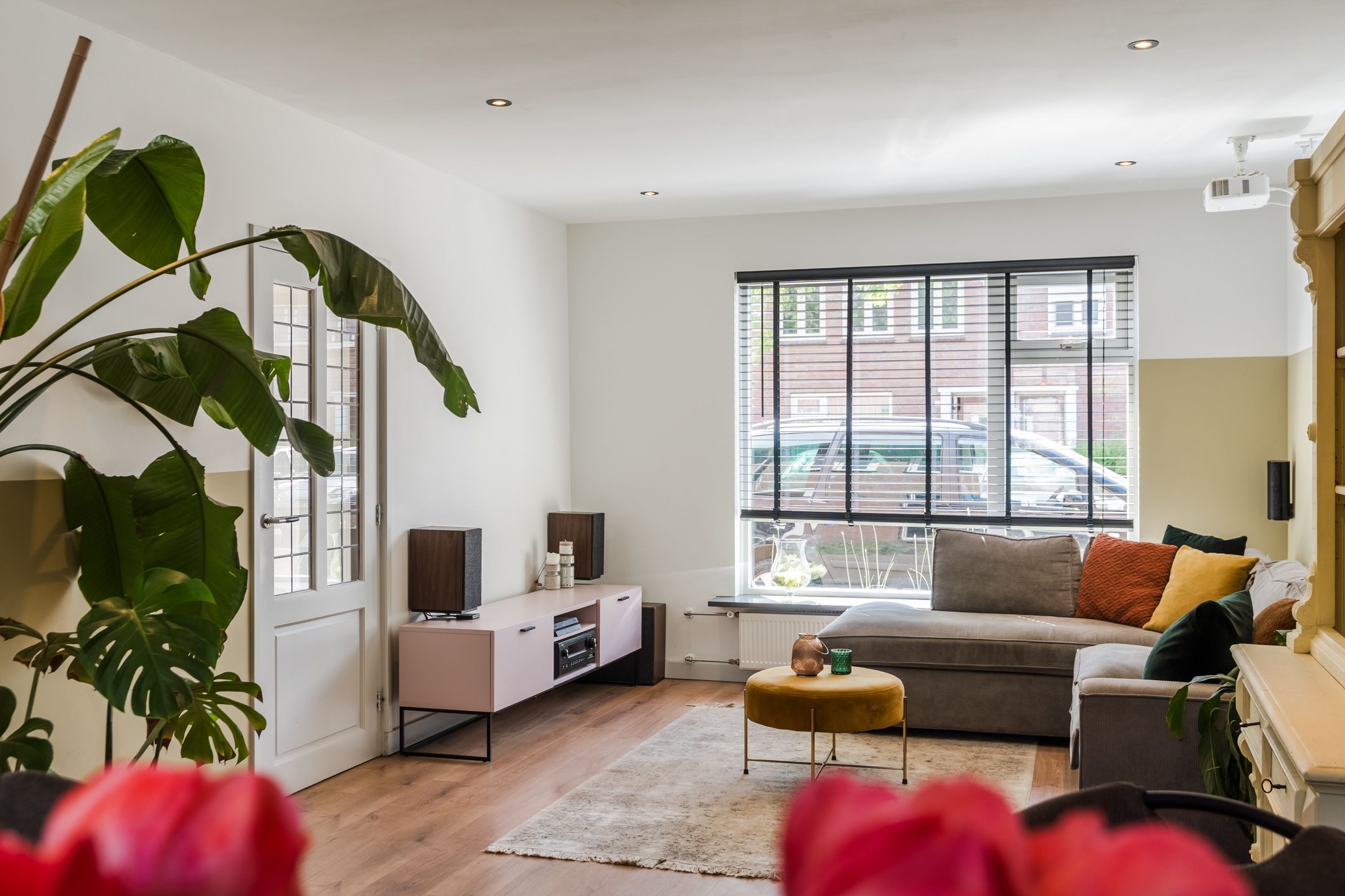 Foto 9 van van Gennipstraat 8