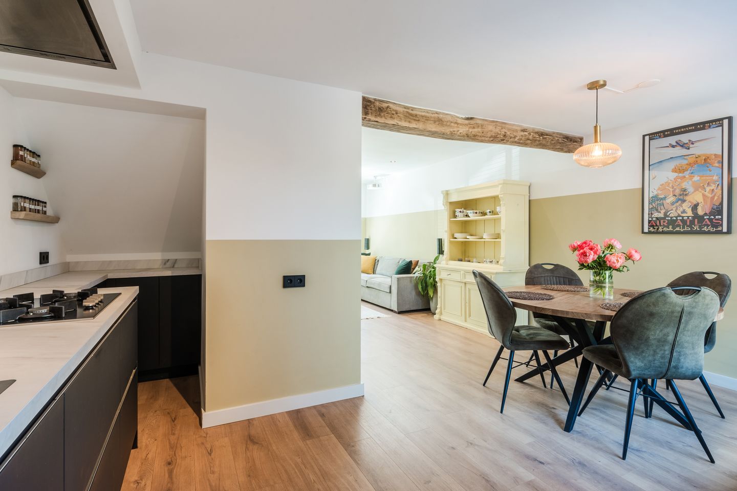 Foto 19 van van Gennipstraat 8