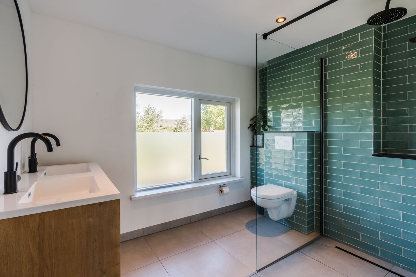 Foto 29 van van Gennipstraat 8