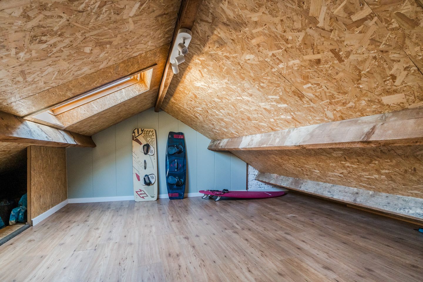 Foto 35 van van Gennipstraat 8