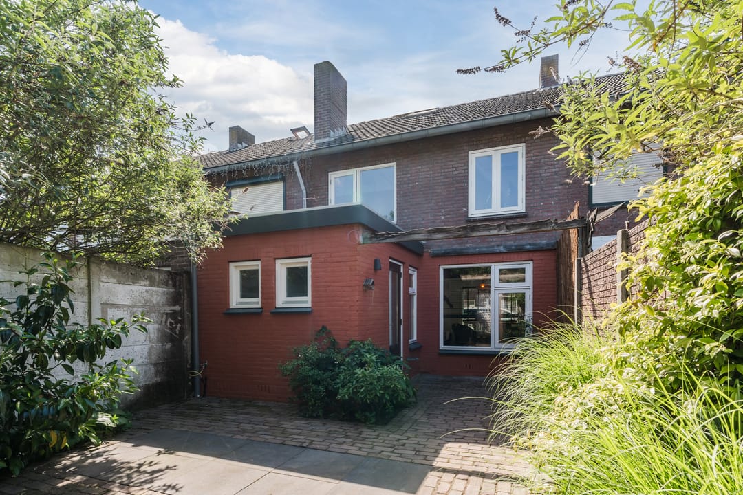 Foto 37 van van Gennipstraat 8