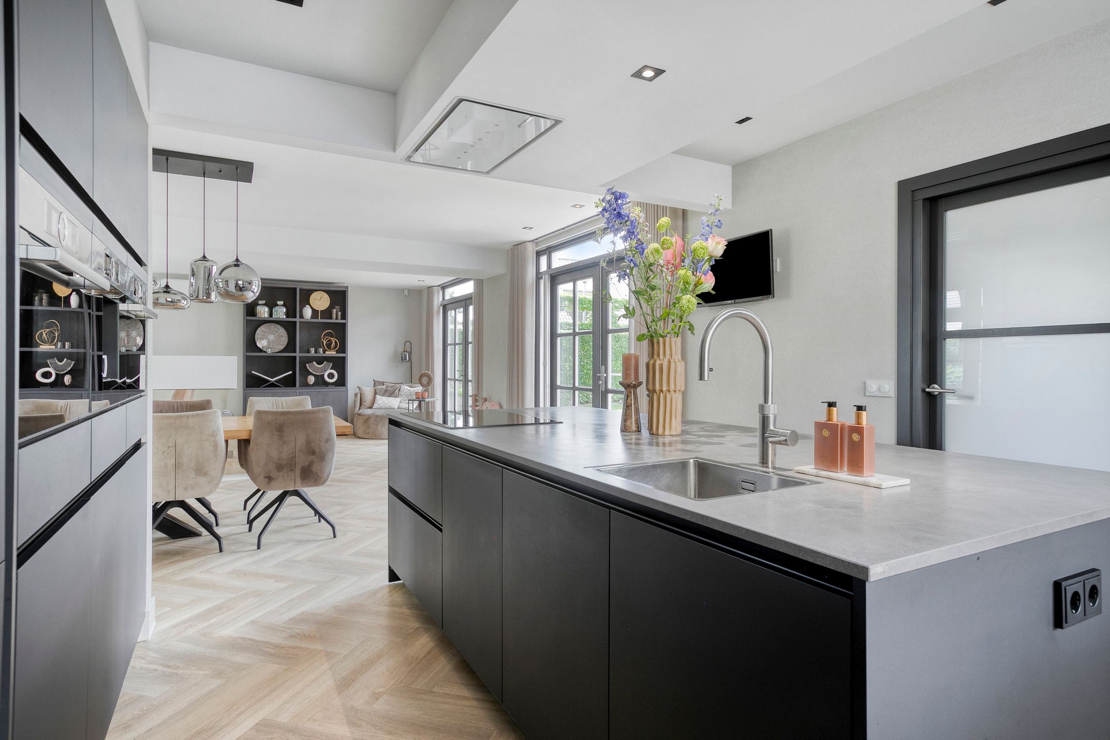 Foto 3 van Nieuwe Provincialeweg 15