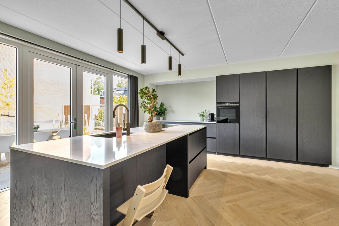 Photo 2 of Vierasser 83