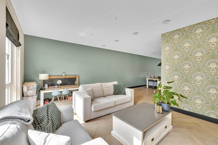 Foto 18 van Vierasser 83