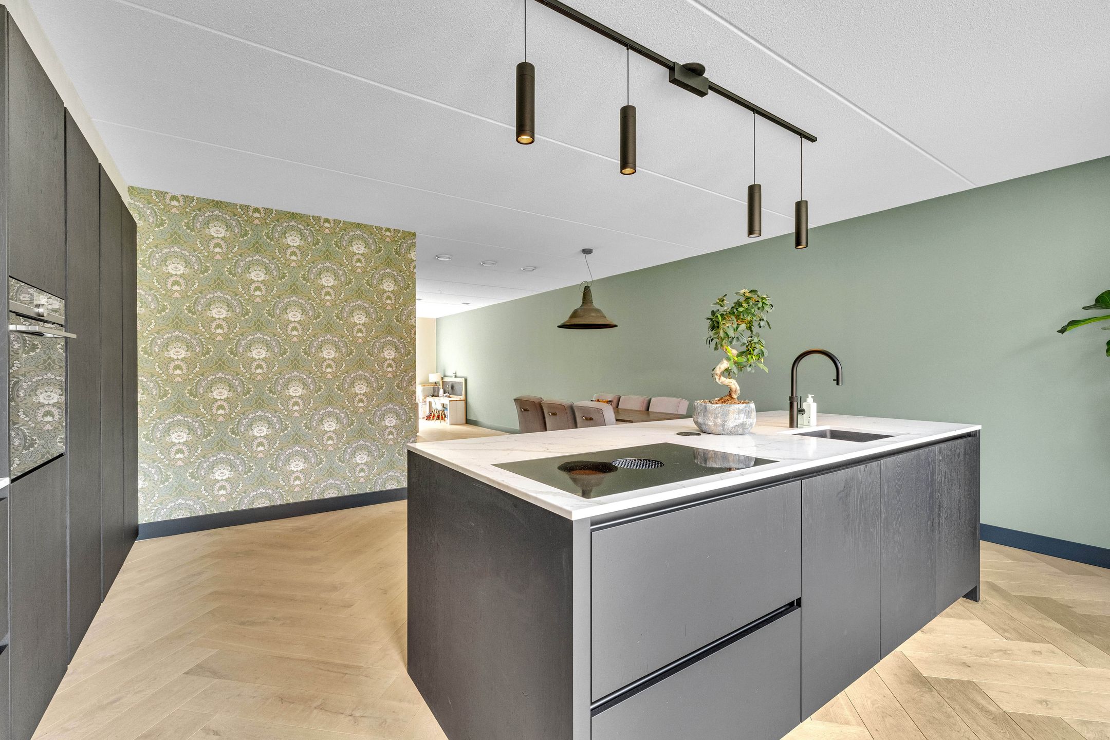 Photo 24 of Vierasser 83